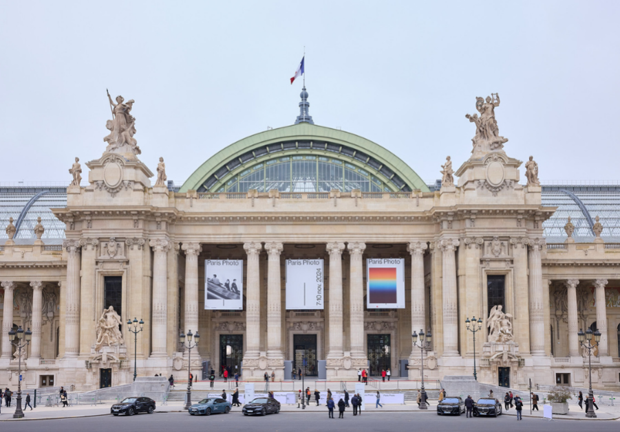 Photo de la façade du grand palais lors de la dernière édition de Paris Photo
